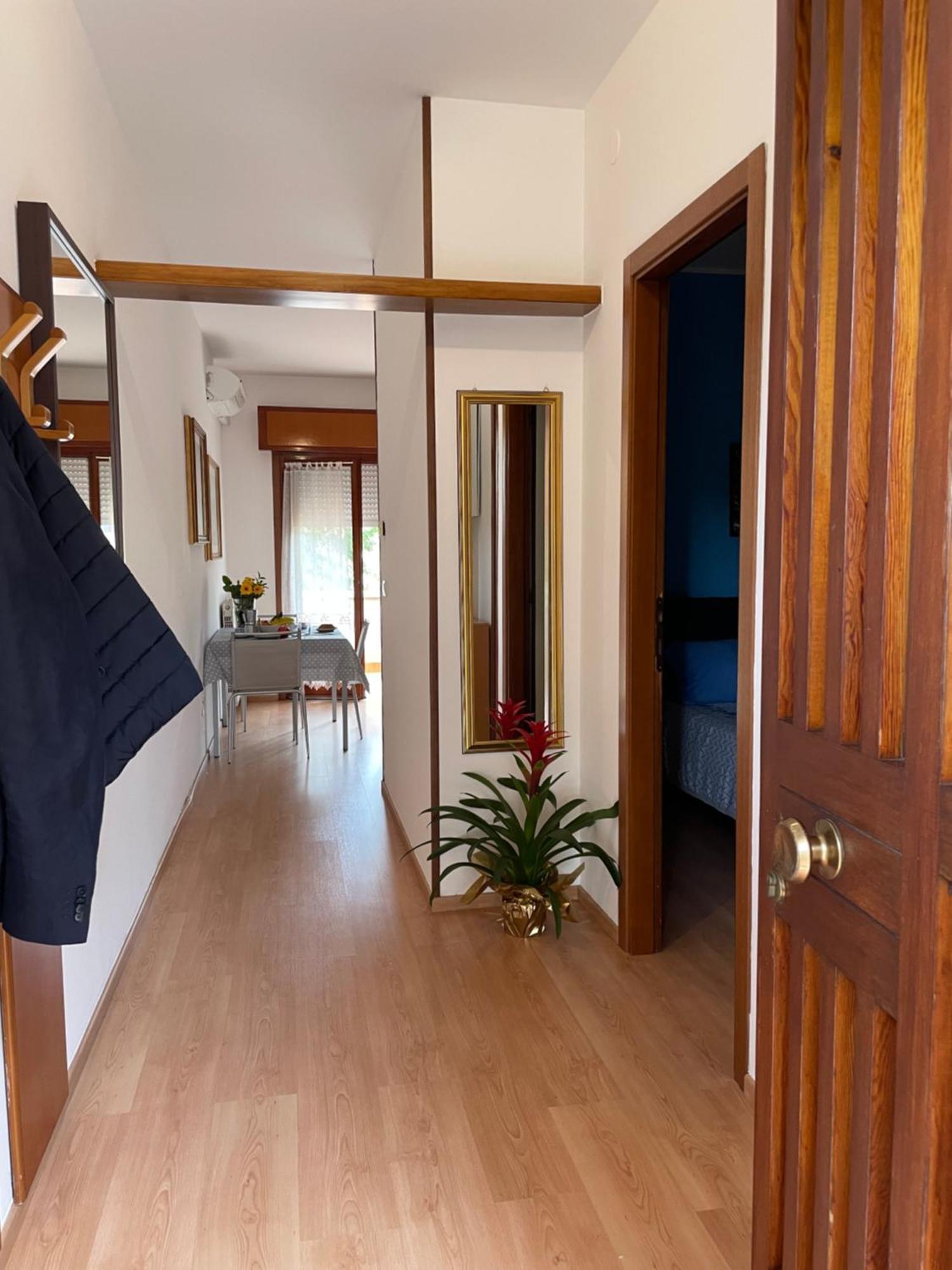 Nico'S Apartment Πεσκιέρα ντελ Γκάρντα Εξωτερικό φωτογραφία