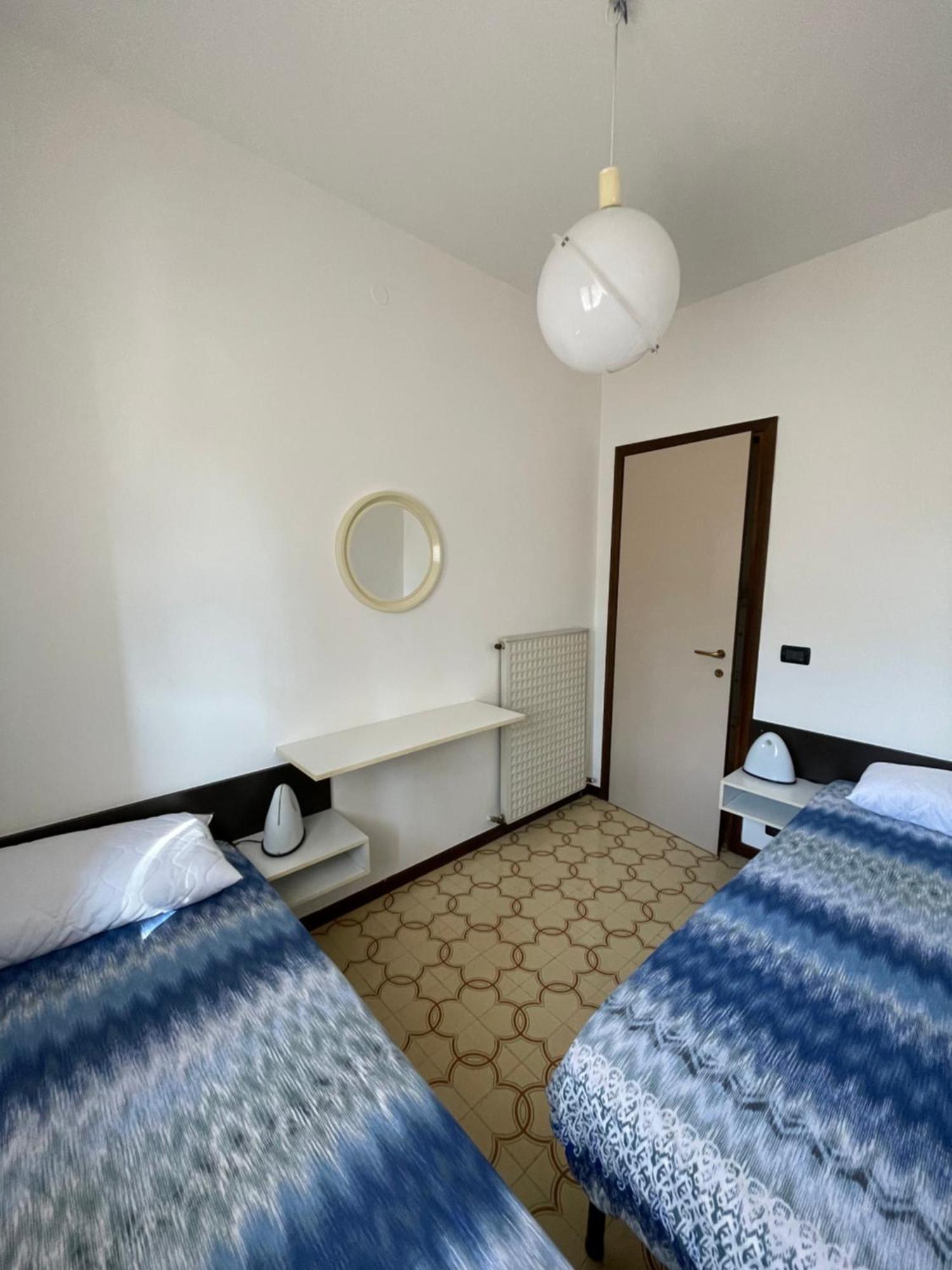 Nico'S Apartment Πεσκιέρα ντελ Γκάρντα Δωμάτιο φωτογραφία