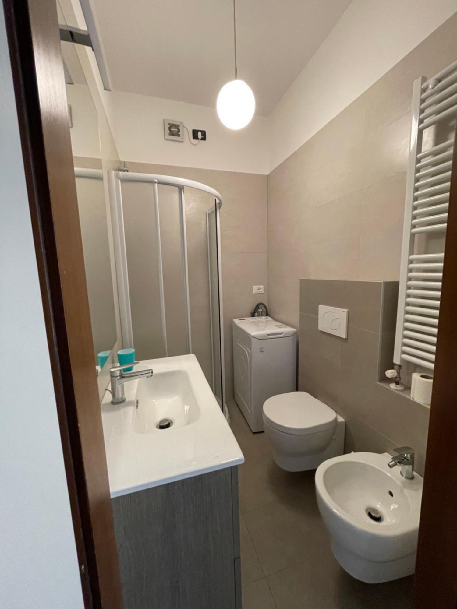 Nico'S Apartment Πεσκιέρα ντελ Γκάρντα Δωμάτιο φωτογραφία